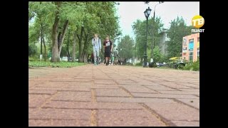 Видео Завершается реконструкция Бульвара Шмидта. 2016-07-21 от TVTver - ТВ Тверь, бульвар Шмидта, Тверь, Россия