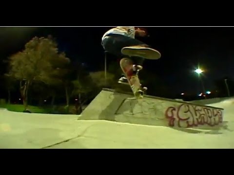 STEPHEN SERRANO - KICKFLIP FRONT TAIL SKATEPARK SF @ROACHGIGZ *REMIX*