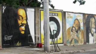 Watch Dennis Brown Things In Life video