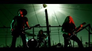 Watch Alice In Chains Check My Brain video