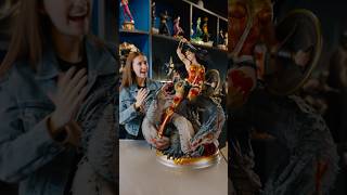 Huge Wonder Woman Unboxing