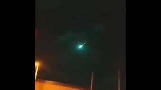 Yeşil Işık Panik Oluşturdu İstanbula Göktaşı Düştü Iddiası