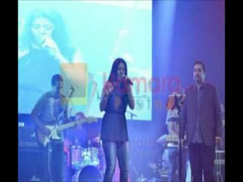 Bhumro Bhumro by Sunidhi Chauhan and Shankar Mahadevan