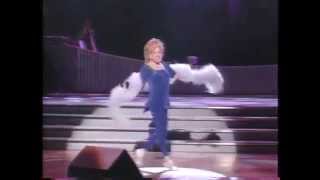 Watch Bette Midler Roses Turn video