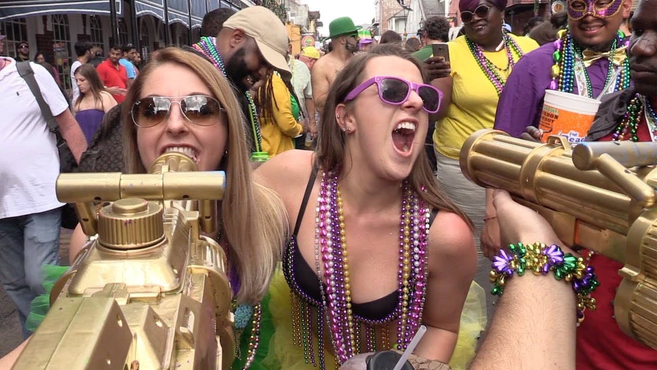 Flashing mardi gras