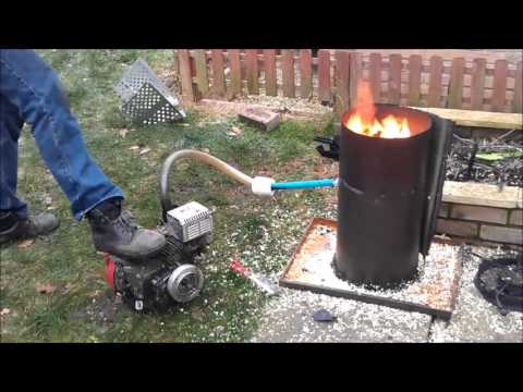 Engine Running on wood gas from home made wood gasifier 