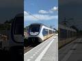 Sprinter vertrekt van station Heiloo