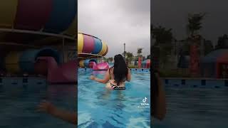 Mantapnya Goyangan Tante Sarah