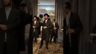 מאטי אילאוויטש גראמען חופה - Motty Ilowitz Gramen at chuppa