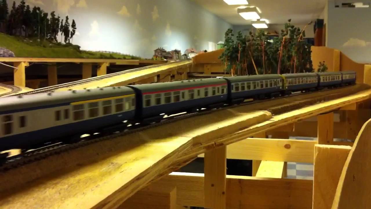 class 432 4rep and class 438 4tc in oo dcc youtube diesel club