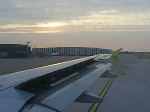 Singapore Airport Picture   on Hannover Airport  Haj    Take Off Rwy 27 R   Gwi Airbus A319