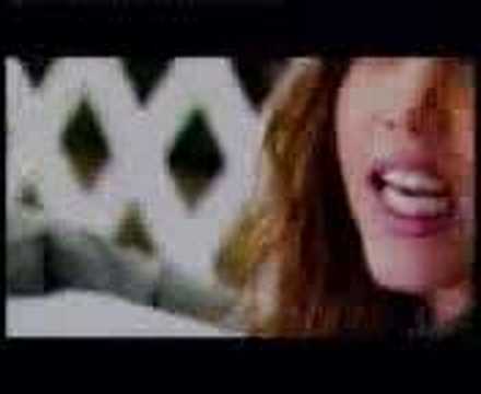 Atif Aslam & Hadiqa Kiyani - Aas Paas By 271