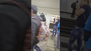 El Metro Lleno