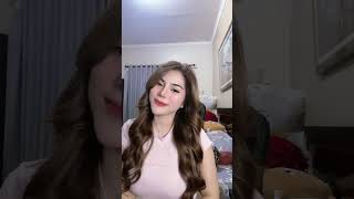 Charent Cantik