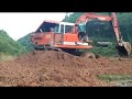 máy xúc lốp sola 130 làm đất quay chóng hết cả mặt