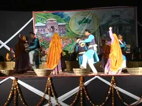 Garhwali holi geet sandhya mayur vihar 3 kumaoni lok geet by...