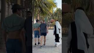 Muslim Girl Walking With Hijab In Koreapeace Reactions
