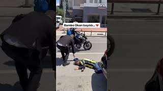 Rambo Okan, Aziz Yıldırımı Beklerken Bayıldı.