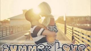 Watch Stevie Hoang Summer Love video