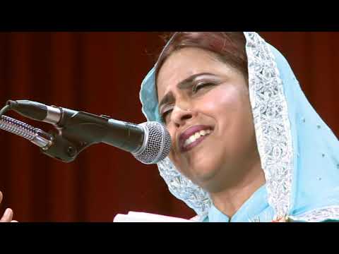10. Shabeena Adeeb - Hamari Association Mushaira - Dubai 2012...
