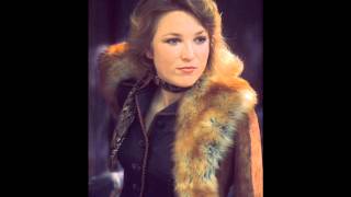 Watch Tanya Tucker What Do They Know video