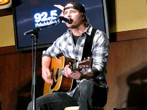 Dierks Bentley Quot Come A Little Closer Quot Live 2 4 09 Youtube