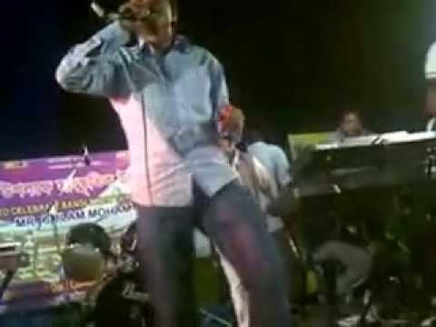 Cholo Na Ghure Ashi By Santu In Boishakhi Mela 2013