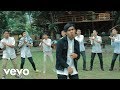Download Hari Ini Kita Lebaran (Music Video) Hari Ini Kita Lebaran (Music Video)