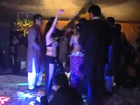 fashion danec mr.shahzad sarj din Mujra in VIP Style (pak defnc...