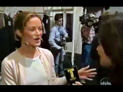 Carolyn Murphy - Looking Back on Her Model Career.