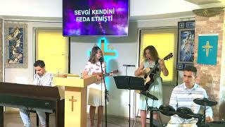 21 08 22 Mesih'in Kilisesi İbadeti