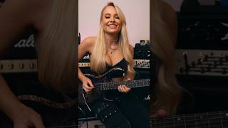 Metallica - Enter Sandman (Solo) || Sophie Lloyd #Guitar