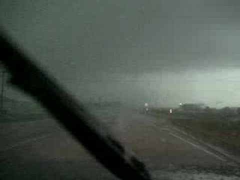 pictures of tornadoes forming. escape forming tornado