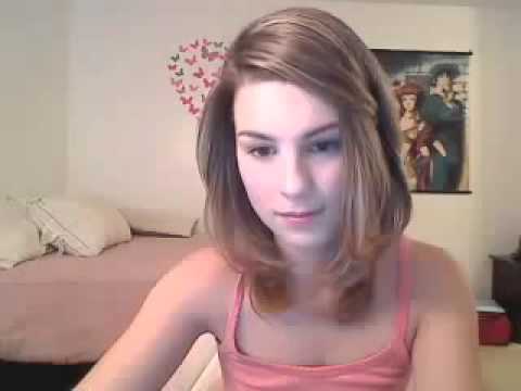 Shaved webcam teen insterting fingers fan pic