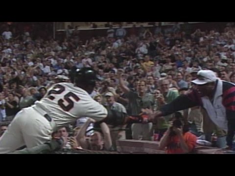 ARI@SF: Bonds passes Williams, McCovey on homer list