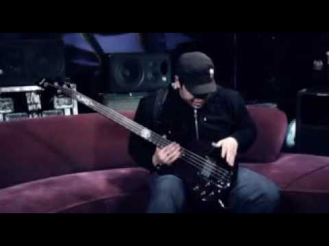 Slipknot - Paul Gray Behind The Player - Music History [Part 2]