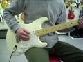 新着動画!! FENDER USA American Standard Stratocaster Maple Fretboard Olympic White 63591