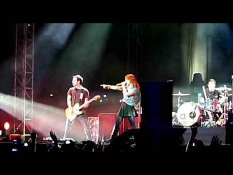 Ignorance Opening Song Paramore Concert Live in Kuala Lumpur
