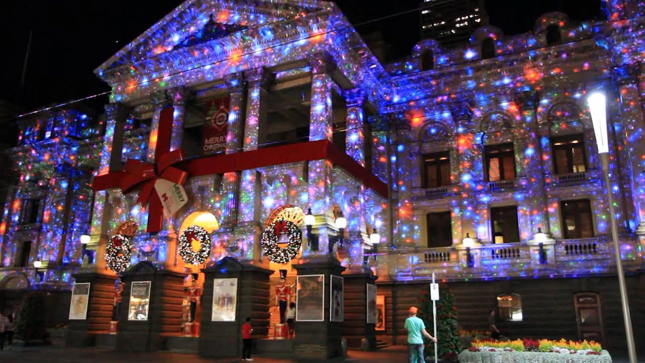 ... Christmas lights projection 2012 - Video - shot with low light lens