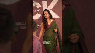 Damn Hot Looks In Saree