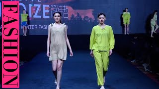 #Fashion #Runway #Chinafashionweek 秋鹿 · 简诗哲 2023 江苏内衣展大秀