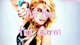 Watch Kesha 31 Seconds Alone video