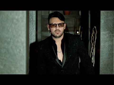 Daniele De Martino - Ma caggia' fa (Ufficiale 2019)
