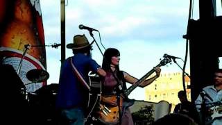 Watch Everybodyfields Good To Be Home video