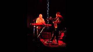 Watch Mike Keneally Thats Why I Have No Name video