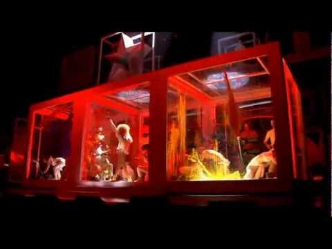 Rihanna - We Found Love (Brit Awards...