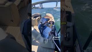Rough Water Boating Tip With Bridge Marina Stay On The Offense Through Choppy Water