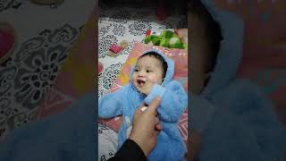 6 Aylık Bebek Kahkaha Atıyor