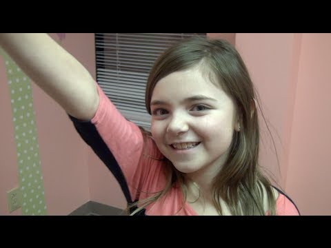 Merry Christmas Courtney & Ben Pope from JTV, video of Kenley & Carley Pope