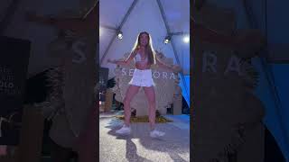 Shuffledance Cuttingshapes Dance By